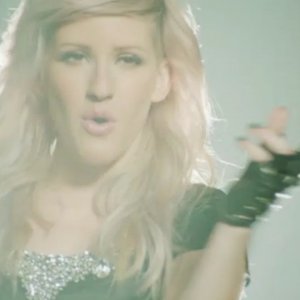 Ellie Goulding - Lights (Official Video)