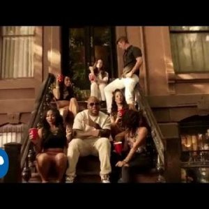Flo Rida ft. Robin Thicke & Verdine White - I Don’t Like It, I Love It [Official Video]