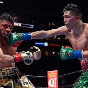 Leo Santa Cruz vs Abner Mares Full Fight HD