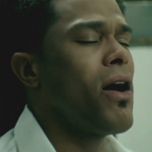 Maxwell - Pretty Wings (Official Video)