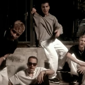 Backstreet Boys - Quit Playing Games (With My Heart) (Official HD Video)