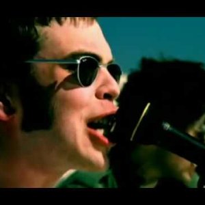 Supergrass - Sun Hits The Sky (Official HD Video)