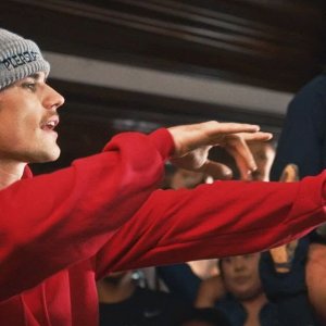 Justin Bieber - Intentions (Official Video (Short Version)) ft. Quavo