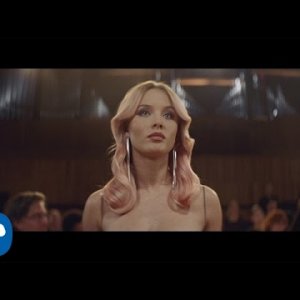 Clean Bandit - Symphony (feat. Zara Larsson) [Official Video]