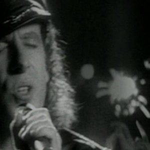 Scorpions - Wind Of Change (Official Music Video)